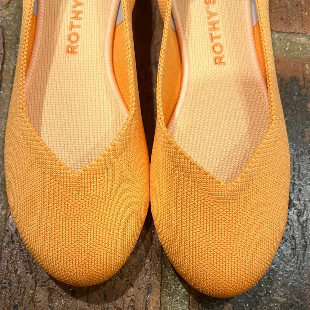 Rothy's Women's Orange rounded toe Flats - Picture 3 of 11